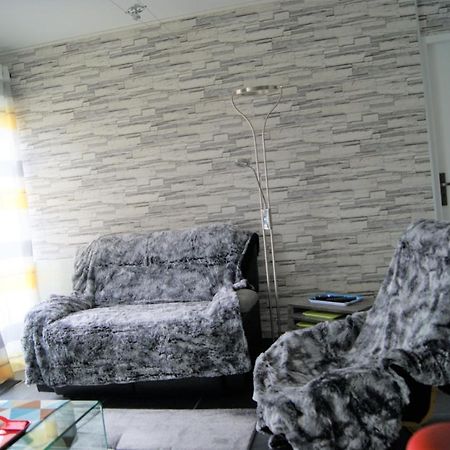 Appartement Victoria-T2-41m2-Balcon, wifi, linge, produits, ménage inclus à Reims Extérieur photo