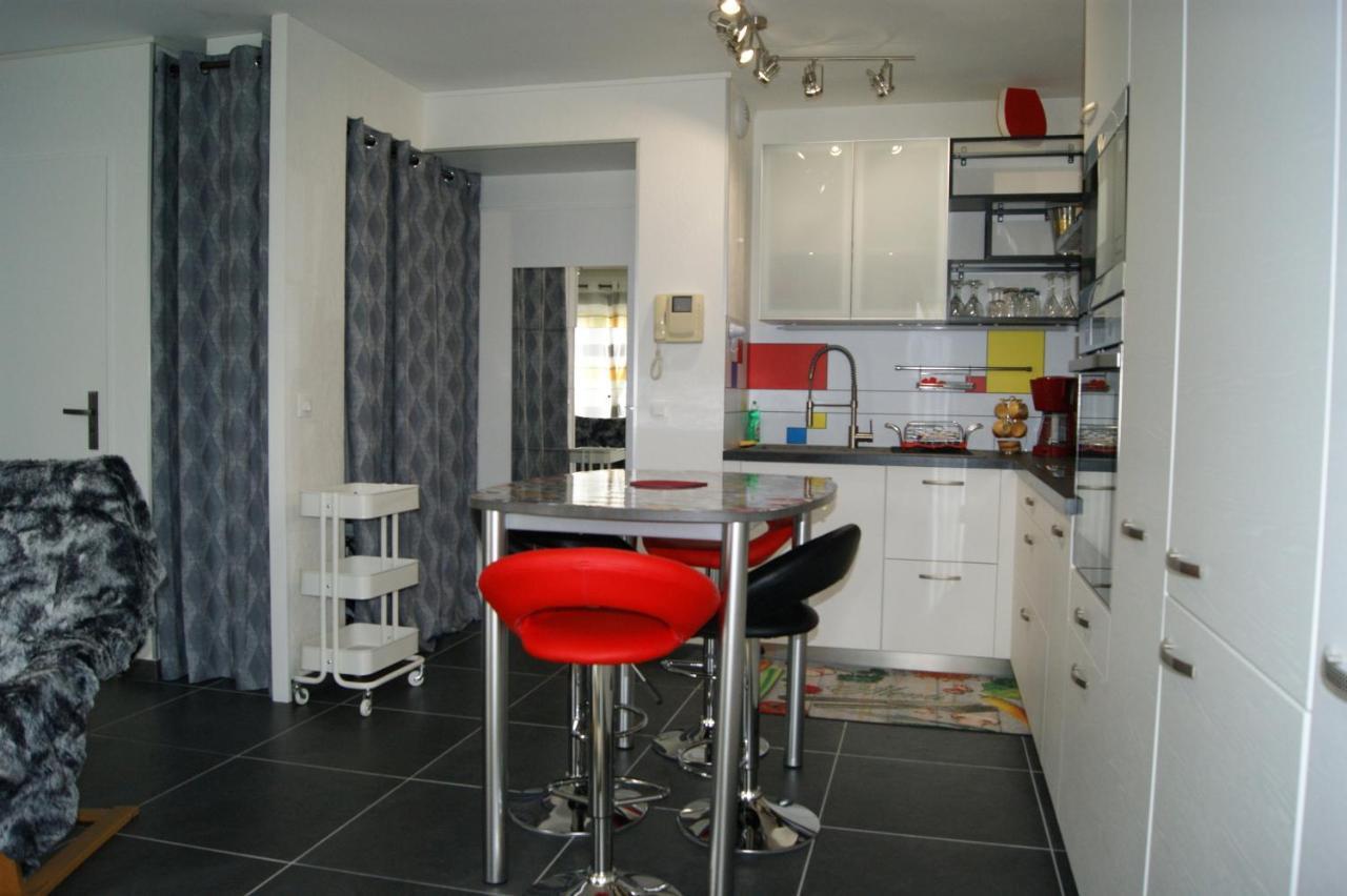Appartement Victoria-T2-41m2-Balcon, wifi, linge, produits, ménage inclus à Reims Extérieur photo